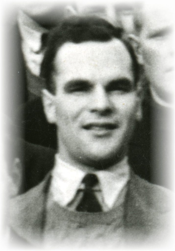 Photograph showing a smiling man that could be Bill McInnes.
