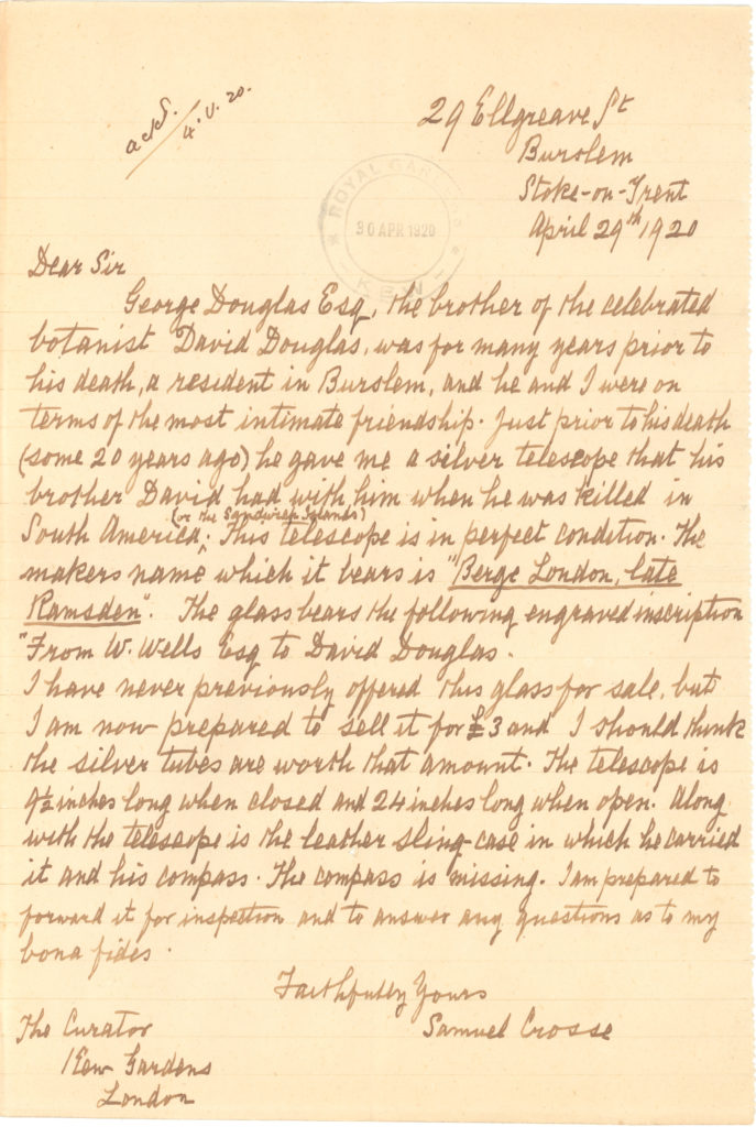 image of a handwritten letter between Samuel Crosse and th Curator at Kew Gardens in 1920.